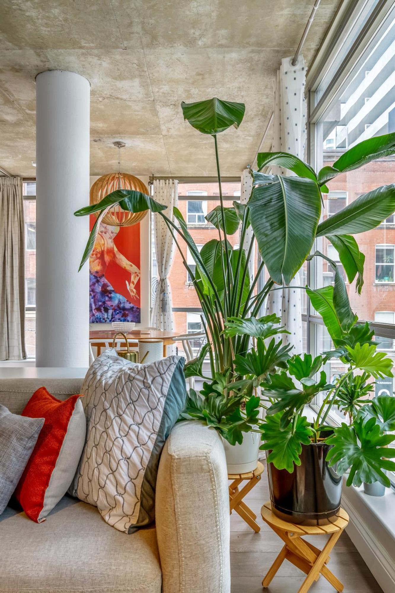Spacious Corner Apartment Downtown Торонто Экстерьер фото