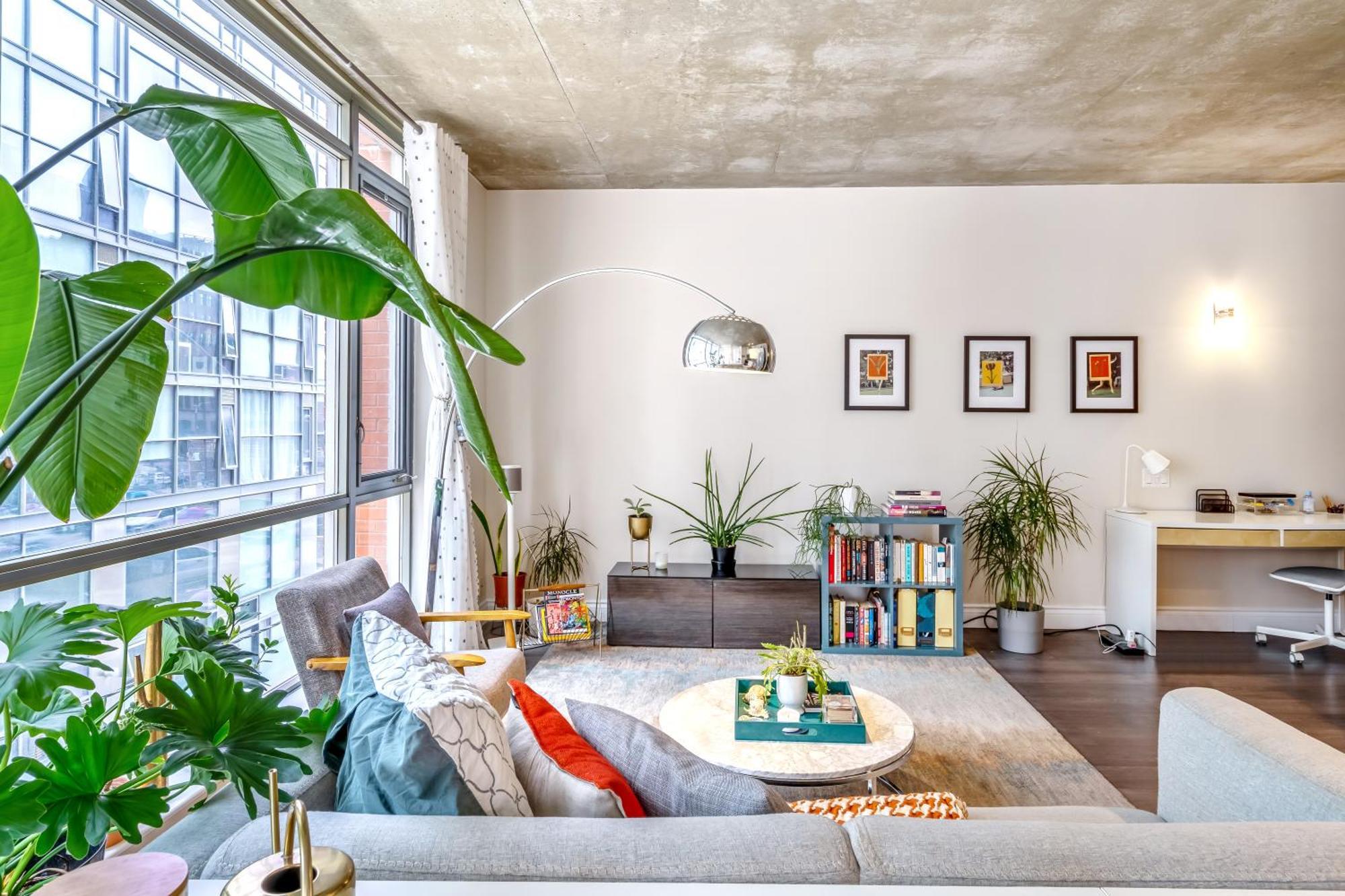 Spacious Corner Apartment Downtown Торонто Экстерьер фото
